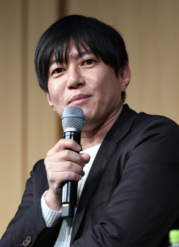 夫馬 賢治 様